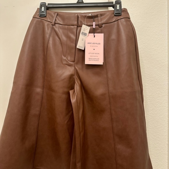 Anthropologie Brown Faux Leather Bermuda Shorts size XS; NWT - Picture 2 of 4